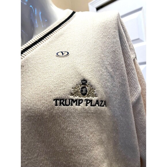 TRUMP PLAZA Vintage 90s Sweater DONALD TRUMP MAGA Size XL New With Tags RARE! - Picture 2 of 12